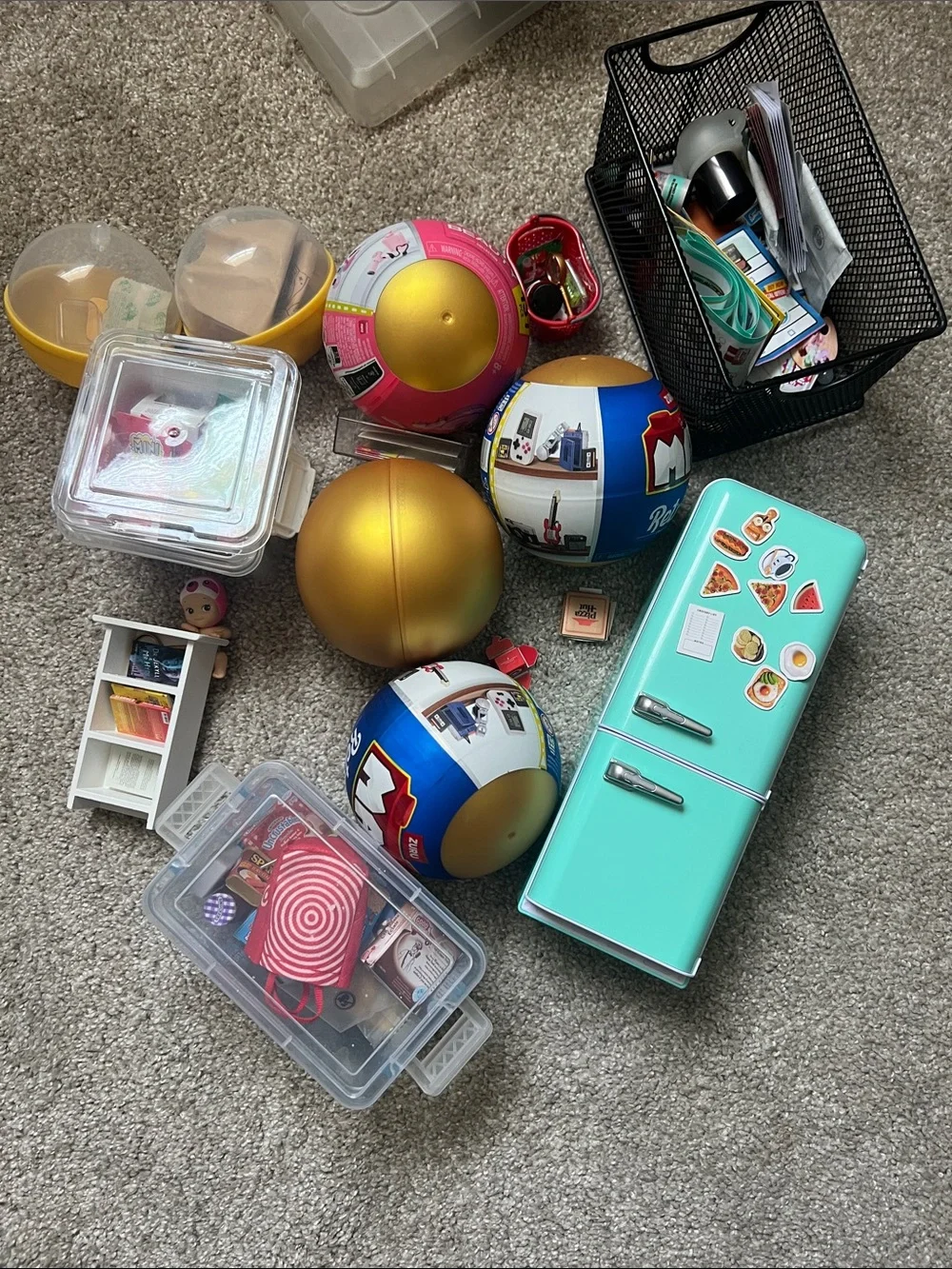 MiniBrand Playset.